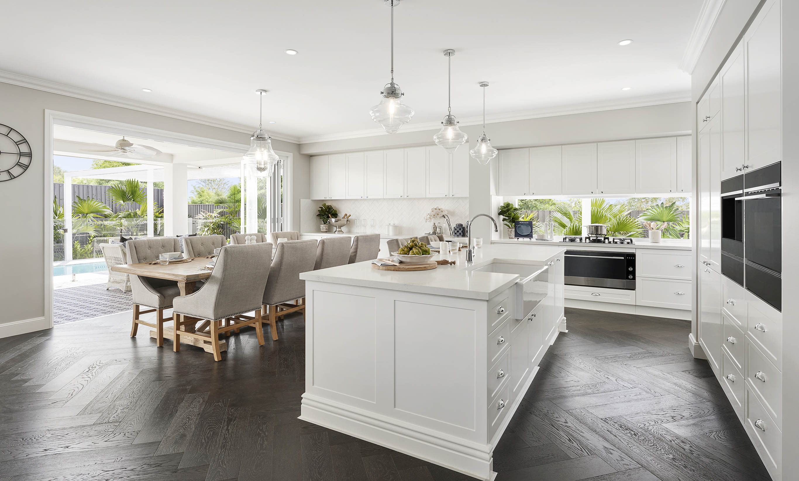 Panorama Hamptons kitchen