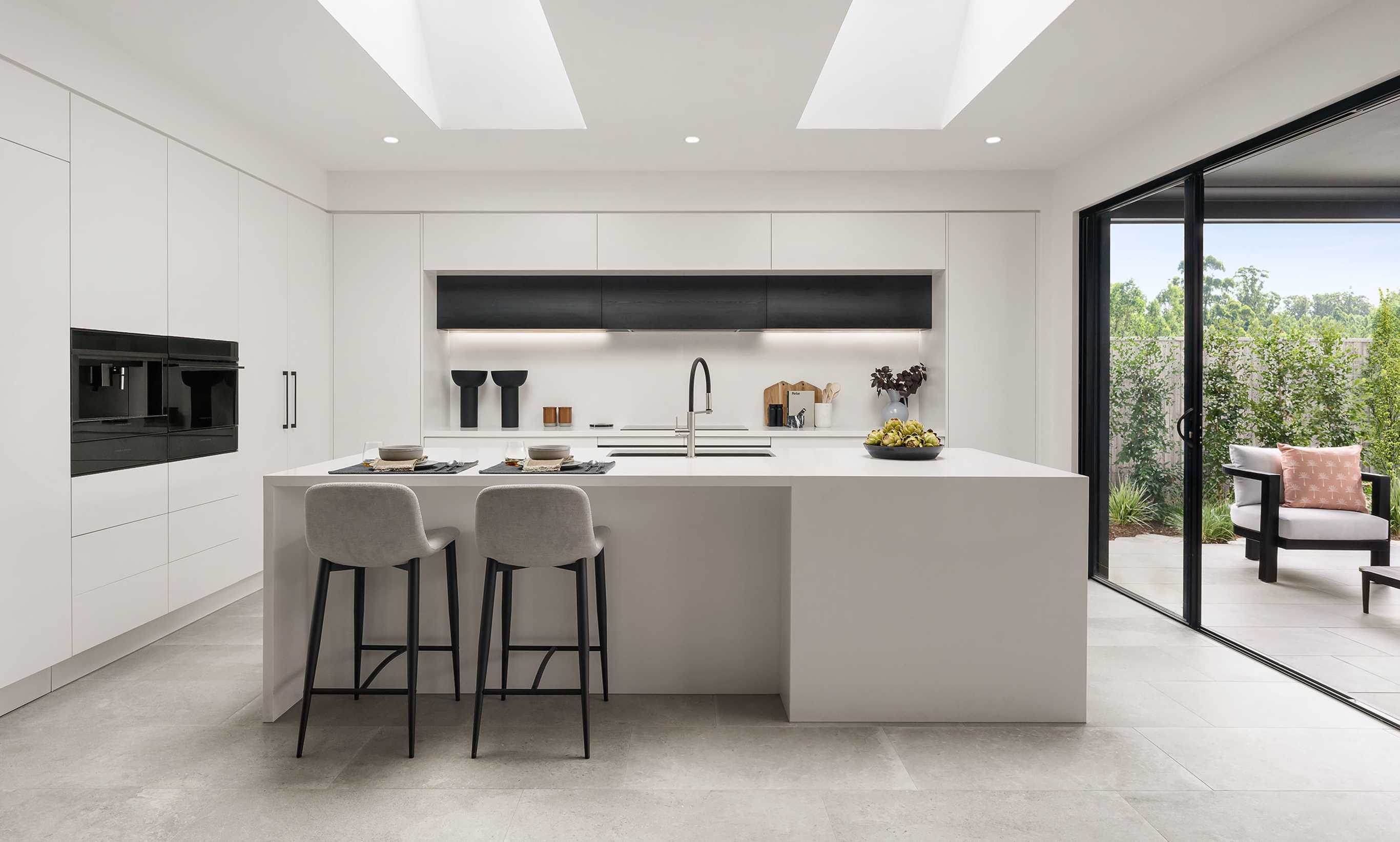 miami-executive-single-storey-home-design-kitchen