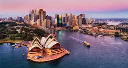 A pink sunrise over the Sydney skyline